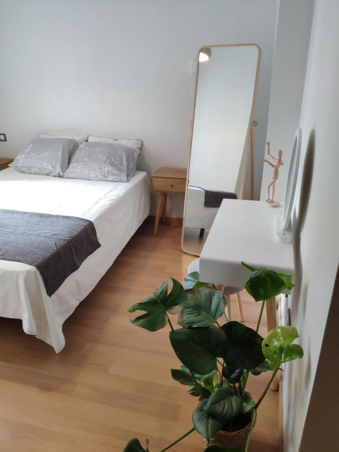 Unique Apartment In Malaga City Center With Pool Exterior foto